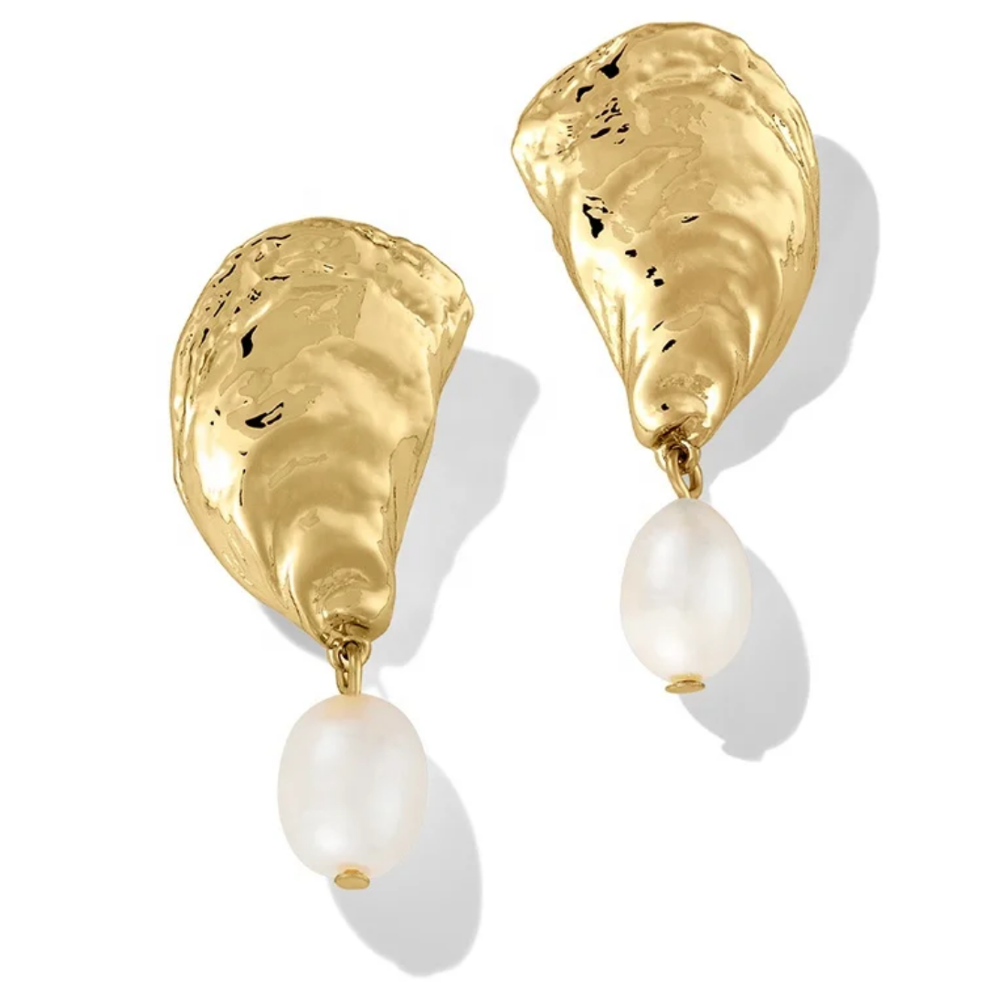 Cove Freshwater Pearl Earrings